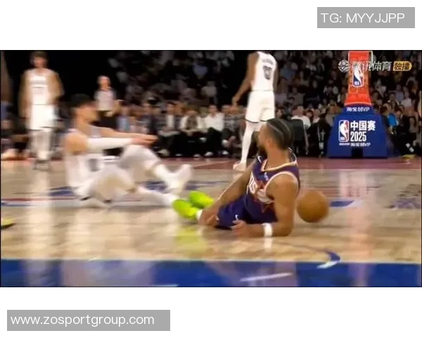 曾凡博与狄龙赛前激情致辞引发现场球迷热烈欢呼气氛高涨