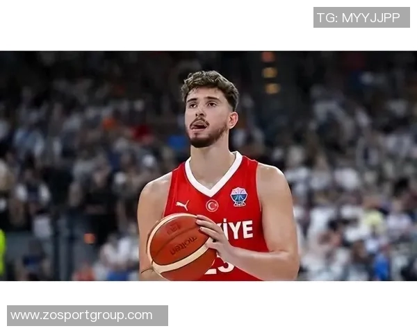 范弗里特谈对手防守策略称无人能挡申京的强大实力