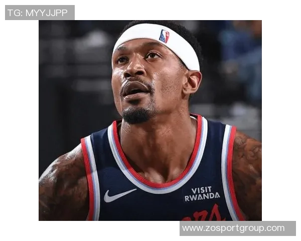 比尔赛季表现令人震惊场均仅得74分创历史新低